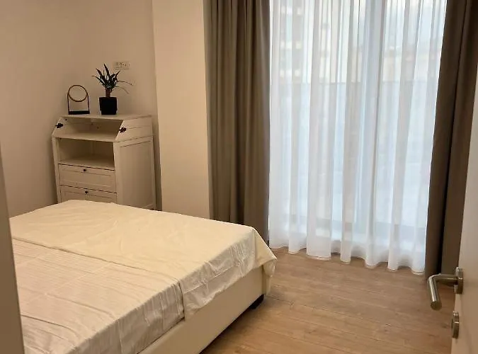 Apartment Rezidential - 50m Faleza Eforie Nord