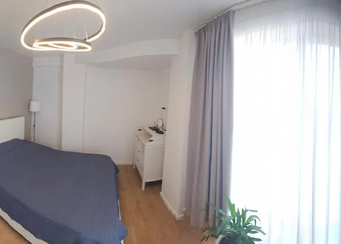 Apartment Rezidential - 50m Faleza