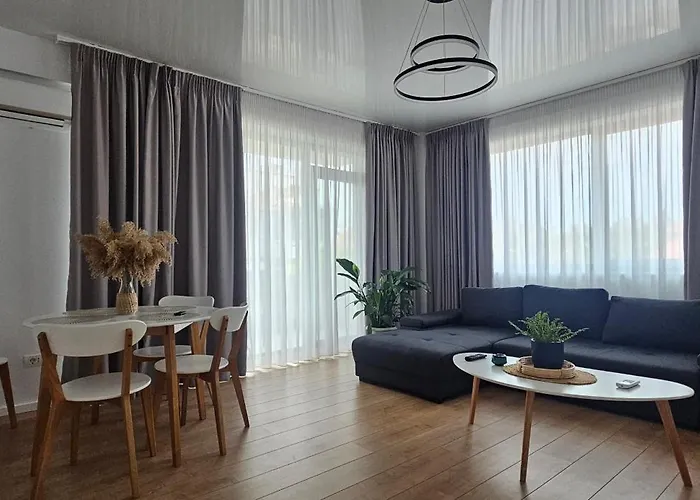 Apartment Rezidential - 50m Faleza