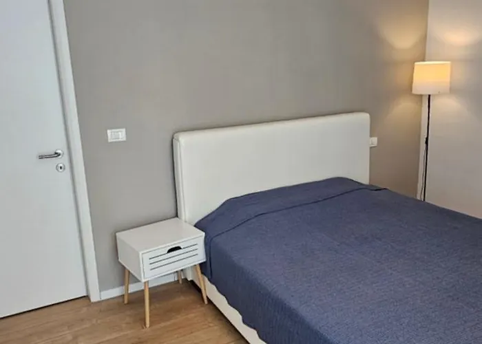 Rezidential - 50m Faleza Apartment